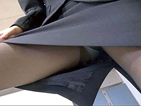 株式会社ゴーゴーズ新人女性社員大集合〜入社希望の男性スタッフを面接します編〜　サンプル画像08